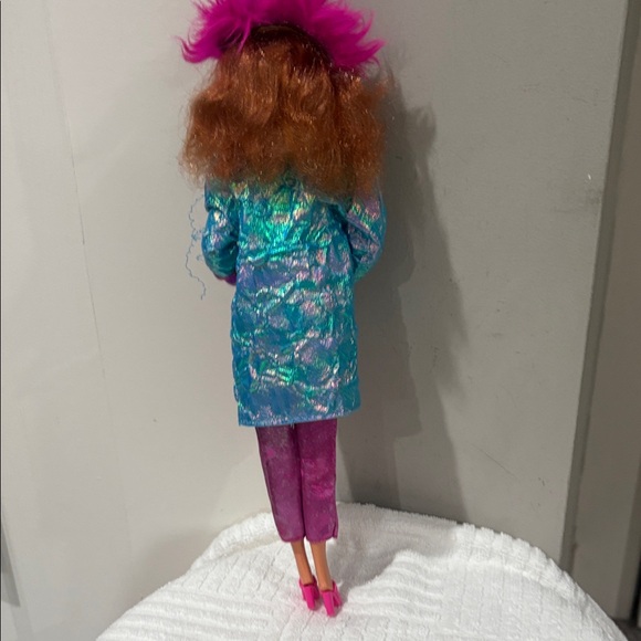 Vintage 1985 Diva Rocker Barbie Doll - Picture 8 of 9